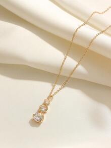 Curved 3-Diamond Necklace With Sparkling Crystals, Elegant And Luxurious For Everyday Wear - Multicolor - View 1