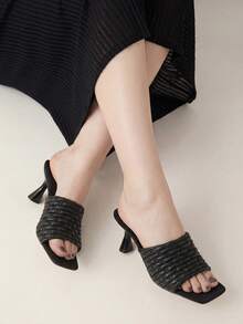 Sandalias de tacón alto con punta cuadrada y punta abierta, estilo europeo y americano, con tira trenzada y tacón grueso, color negro, para outfits de primavera y verano - Negro - Ver 6