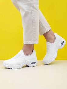 女士舒适休闲针织一脚蹬运动鞋、舞蹈鞋和气垫鞋