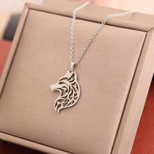 不锈钢狼吊坠项链，男女皆宜情侣款，独特动物造型，颈链款式，绝佳生日礼物 - Wolf Pendant Necklaces - 查看 2