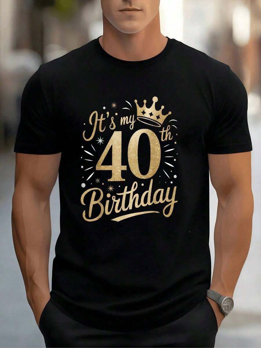 Corona dorada brillante junto al texto festivo en inglés que celebra el cuadragésimo cumpleaños con tipografía elegante y destellos alegres camiseta de hombre 100% algodón 220g - Negro - Ver 1