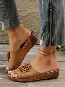 Women's Floral Thick Bottom Wedge Open Toe Slippers, Polyurethane Sole Thick Wedge Heel Solid Color Comfortable Slip-On Platform Sandals - Brown - View 4