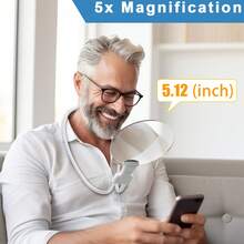 3 合 1 可调节 5 倍放大镜，可挂在脖子上、放在桌上或手持。5.12 英寸直径放大镜镜头，可用于免提阅读、缝纫、工艺品、阅读报纸、放大手机屏幕