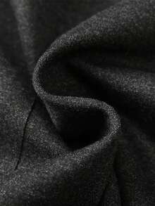 Tucano 男士时尚格子商务西装，采用缺角翻领和双排扣设计，修身剪裁，适合办公室会议、日常通勤，是精致商务休闲装扮的必备单品。 - 黑色 - 查看 3