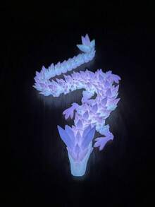 新款潮流中国龙摆件，印花工艺，翅膀可活动，玫瑰龙、蛇龙款式可选，水晶材质，晶莹剔透，光泽亮丽，关节可自由活动，夜光模式，色彩缤纷，适合各种场合，可爱又酷炫，是生日礼物、派对装饰、收藏品等的理想之选。 - 彩色 - 查看 11