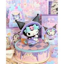 Sanrio 2025年新款三丽鸥魔法故事盲盒套装 - 6个可爱收藏人偶 + 1个神秘惊喜，萌系桌面装饰，成人减压玩具，奇幻主题可爱卡通娃娃迷你饰品，价格实惠，随机盲盒玩具