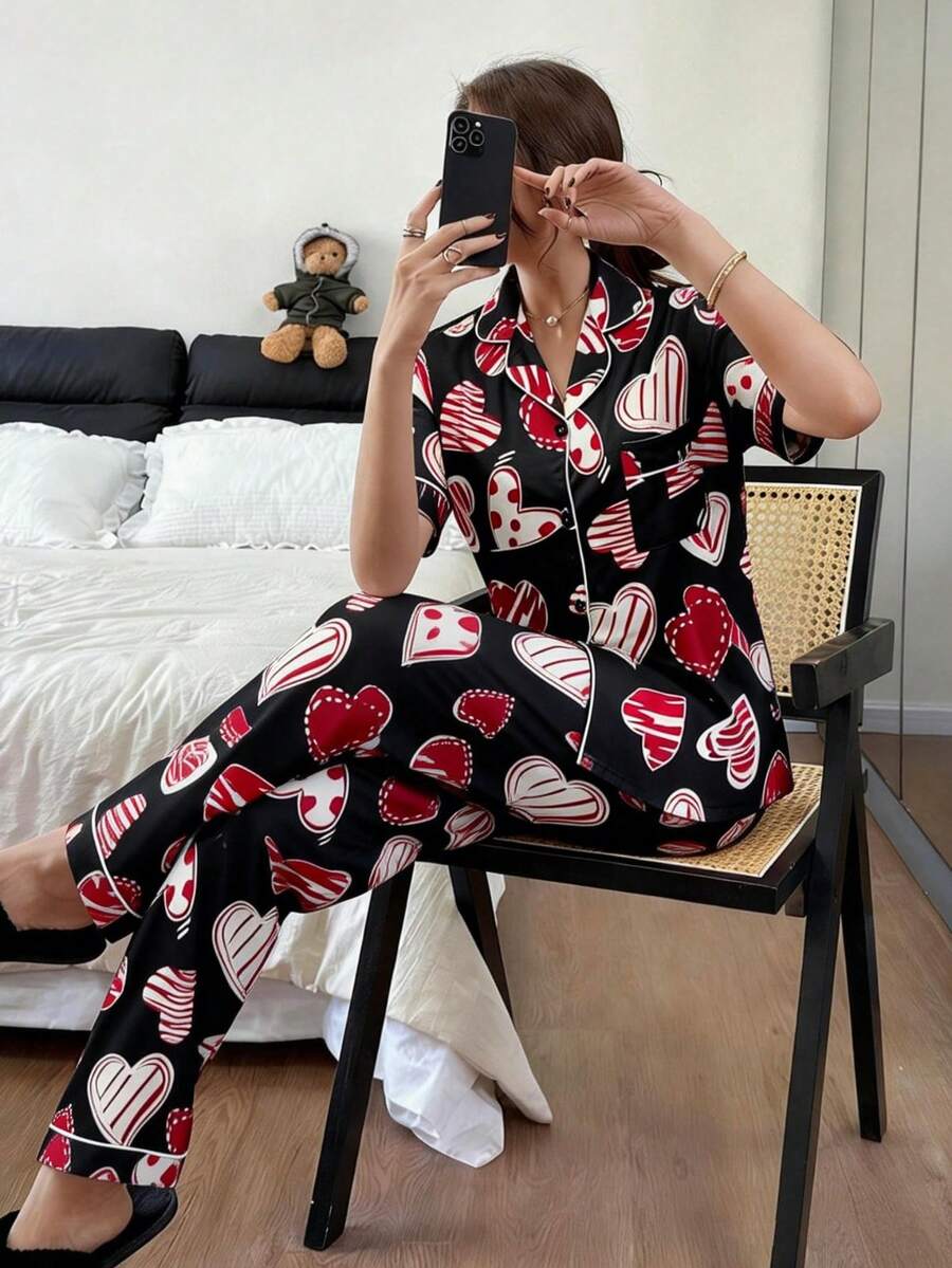 女士爱心印花翻领短袖上衣和长裤睡衣套装，休闲家居服两件套，春夏款 - 黑色 - 查看 1