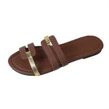 Sandalias deslizantes con múltiples correas y detalles metálicos para mujer, de punta abierta, tacón plano, estilo elegante, color marrón, material de piel sintética, zapatos de verano para uso diario y fiestas - Marrón - Ver 13