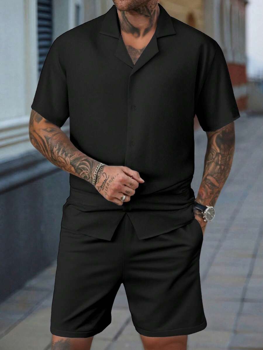 2 piezas Conjunto casual de hombre, camisa polo de manga corta de unicolor combinada con pantalones cortos de cintura elástica, adecuado para uso diario y vacaciones de verano - Negro - Ver 1
