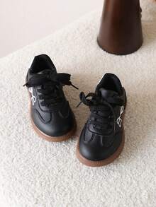 1 Pair Kids' Soft Bottom Casual Sneakers, Versatile Outdoor Training Shoes - Black - View 4