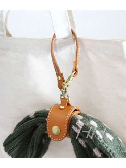 1个多功能毛巾、围巾、手套收纳夹 - 便携式户外围巾夹，方便整理围巾、手套、帽子 - 可牢固地夹在手提包、钱包、旅行包上