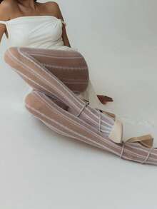 1件白色几何图案渔网袜，性感法式浪漫紧身裤，黑白连裤袜，适合情人节、婚礼派对、约会、斋月等场合。 - 彩色 - 查看 7