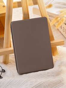 Ayotu Thích hợp cho Kindle (thế hệ thứ 11 - ra mắt năm 2024), Kindle Paperwhite thế hệ thứ 12 năm 2024, Kindle Paperwhite thế hệ thứ 11 năm 2021, Kobo Clara màu/đen trắng và các mẫu ốp bảo vệ sách điện tử khác. Có chức năng bật/tắt màn hình tự động, thiết kế chống rơi bốn góc và hình minh họa sách tinh tế, trở thành người bạn đồng hành hoàn hảo khi đọc sách. - Nhiều màu - Xem 21