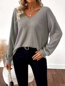 Woman Back Bow Detail Ribbed Knit Sweater – Casual Chic Fall/Winter Top - Grey - View 3