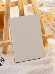 Ayotu Thích hợp cho Kindle (thế hệ thứ 11 - ra mắt năm 2024), Kindle Paperwhite thế hệ thứ 12 năm 2024, Kindle Paperwhite thế hệ thứ 11 năm 2021, Kobo Clara màu/đen trắng và các mẫu ốp bảo vệ sách điện tử khác. Có chức năng bật/tắt màn hình tự động, thiết kế chống rơi bốn góc và hình minh họa sách tinh tế, trở thành người bạn đồng hành hoàn hảo khi đọc sách. - Nhiều màu - Xem 18