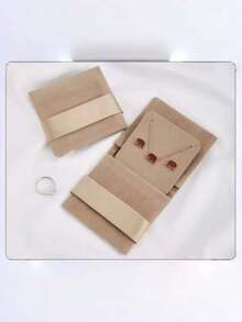 1个天鹅绒首饰收纳袋，便携式项链、耳环、戒指收纳袋，多用途，首饰卷，适用于耳环、戒指、耳钉，是情人节、圣诞节和开学季的完美礼物 - 彩色 - 查看 2