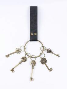 1Set Magic Key Gringotts Vault Treasure Box Key With Medieval Retro PU Leather Keychain Halloween Role Play Props LARP - A - View 3