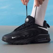 Nike 大童新款秋季运动鞋，气垫鞋，耐穿休闲运动鞋 - 黑色 - 查看 4