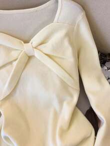 Blusa de mujer Camiseta sexy de corte ajustado con cuello cuadrado y lazo para mujer, modelo Pure Desire, para principios de otoño, con manga larga y corte corto. - Albaricoque - Ver 4