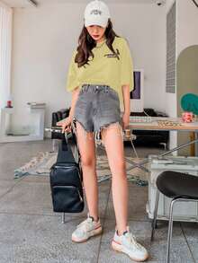 Women's Oversized Printed T-Shirt - Cheerful Paradise Phrase - Loose, Casual, Stylish, Modern, And Cool Blouse - 黃色 - 查看 8