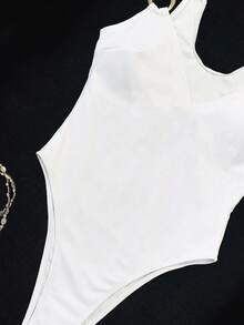 女士夏季时尚高端金属设计连体泳衣，白色纹理度假风优雅沙滩派对泳衣 - 完美适用于派对、度假、浪漫约会、时尚设计、独特休闲波西米亚风格、旅行和日常玩耍 - 白色 - 查看 5