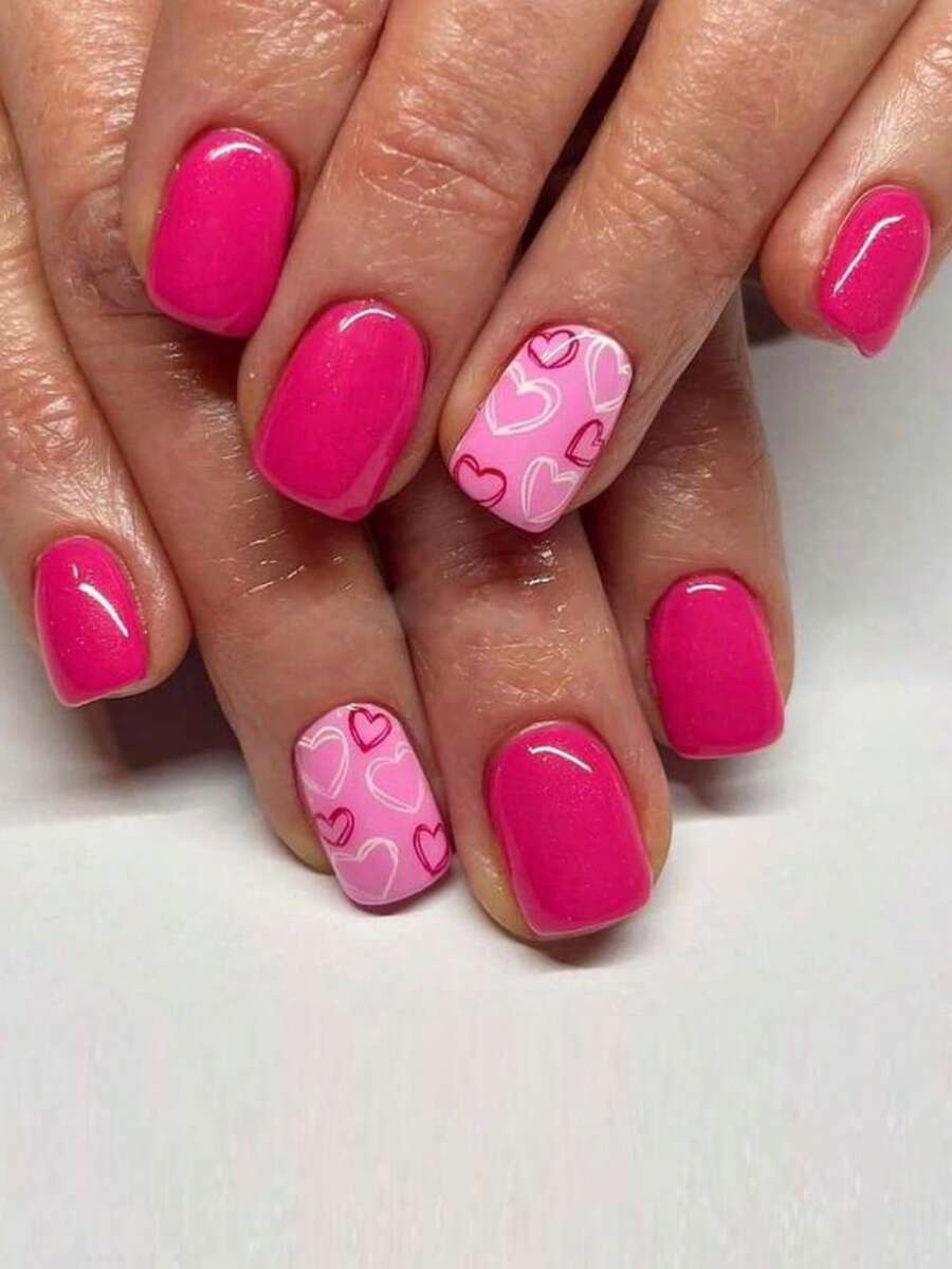 24片Y2K裸粉色方形短假指甲，红色爱心和白色波点设计，全覆盖假指甲套装，包含1个指甲锉和1个指甲胶贴，适合作为送给女孩和妈妈的美甲礼物，也适合批发美甲用品，可用于节日、派对、约会和日常佩戴。