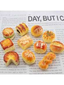 11个迷你奶酪面包，迷你奶酪面包系列玩具食品，逼真面包，过家家玩具，新款逼真烘焙面包系列玩具食品，DIY奶油树脂配件头饰吊坠手机壳冰箱贴 - 彩色 - 查看 9