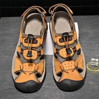 混合纹理图案抽绳可调节透气孔设计，舒适透气鞋垫，适合户外休闲凉鞋，是日常休闲出行、新年、圣诞节的理想之选，男女皆宜。