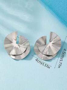 1对简约不对称褶皱旋转叶子耳环，适合女性日常佩戴 - 圓片耳環 - 查看 2