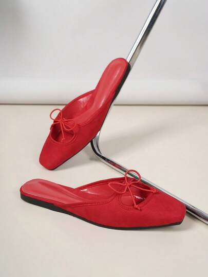 女士平底套脚鞋，2026春夏新款，方头镂空蝴蝶结露跟平底鞋，日常百搭，优雅舒适的红色鞋履，女鞋，红色平底鞋