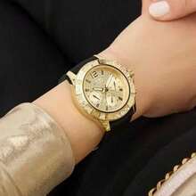Guess Relógio de Luxo Feminino Dourado com Bezel Decorado com Cristais, Mostrador Multifuncional, Movimento de Quartzo, Relógio de Pulso Elegante e da Moda como Presente - Preto + Dourado Três Olhos - Visão 2