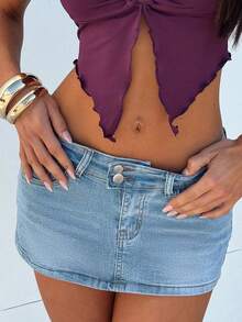 女士水洗牛仔紧身迷你裙，性感款式，纽扣设计，中等弹力面料 - 中等水洗藍 - 查看 4