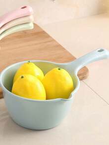 1pc Thick Plastic Long Handle Water Ladle, Kitchen Bathing Fruit Vegetable Cleaning Scoop - Multicolor - View 4