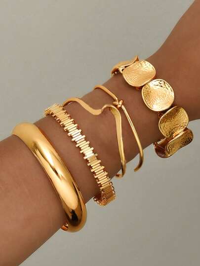 5pcs/Set Vintage Exaggerated Luxury Geometric Design Wide Metal Gold Bangle Set, Suitable For Daily Wear And Gift