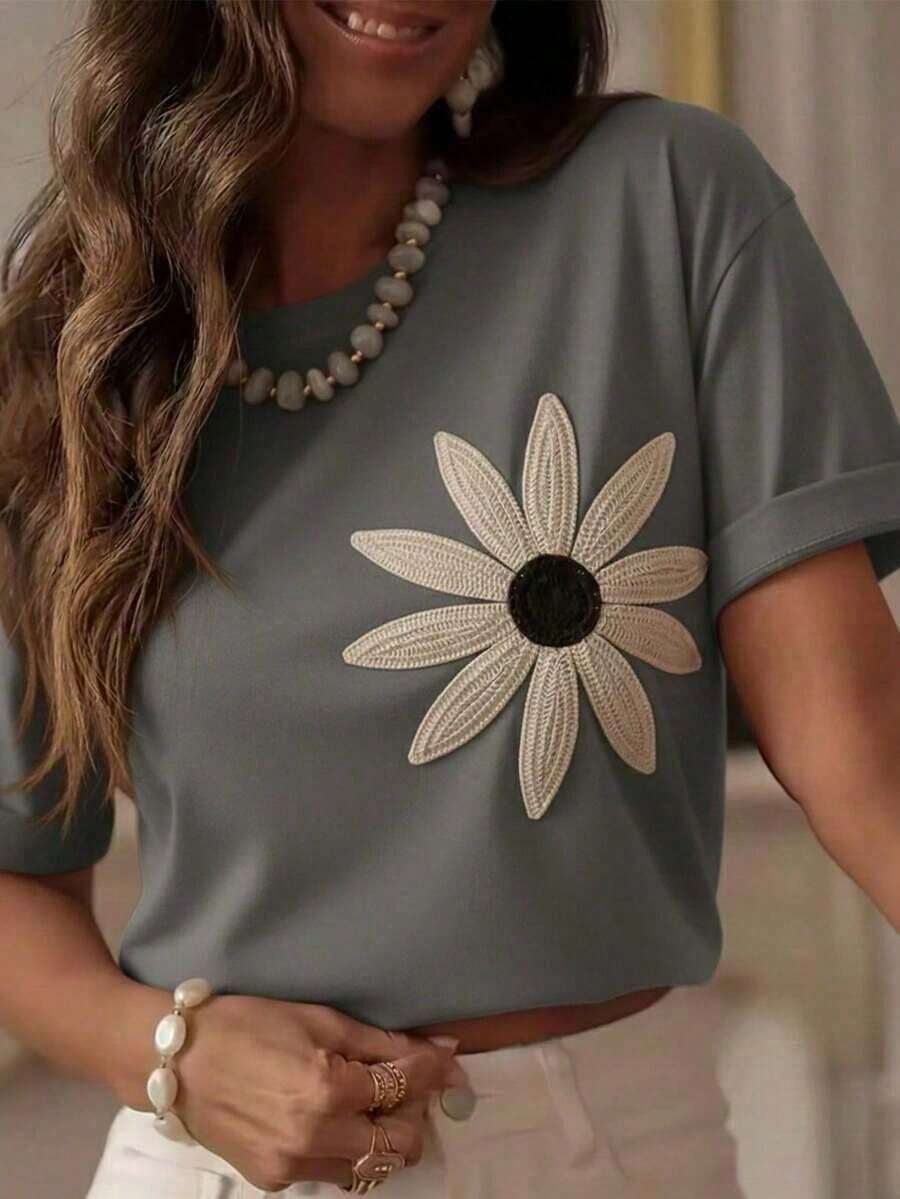 Stylish Women's Daisy Print T-Shirt - New Release - 100% Cotton T-Shirt - Loose Oversized Plus Size T-Shirt - Asphalt Vibe - Xám - Xem 1