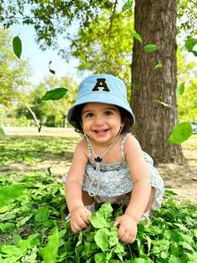 1pc Adjustable Breathable Kids Hat, Customizable With 26 Letters, Sun Protection Beach Hat, Bucket Hat, Suitable For Toddlers, Children, Girls, Ideal For Holidays, Outdoor Activities, Daily Wear, Birthday Gift - Sky Blue - View 2
