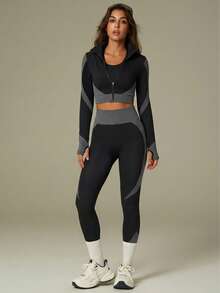 UONNOU 三件套女士运动服套装，包括文胸+长袖上衣+长裤塑形套装，女士户外休闲服，运动服，塑形服，紧身服，夹克款式，机车风格，立领，全开拉链，运动拇指孔设计，交叉肩带文胸背心，超短塑形上衣，提臀，收腰收腹，塑造腿部线条，让您看起来更苗条，运动紧身长裤，高弹力高塑形，蜂窝无缝针织柔软面料，适合运动和户外活动、瑜伽、健身、跑步、休闲日常、通勤、聚会和节日等，时尚运动户外套装，适合所有季节，秋冬春秋皆宜。 - 黑與白 - 查看 11