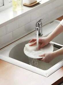 自粘防水密封胶带，适用于浴室和卫生间，可用于密封浴缸和墙壁，也可作为水槽/浴室/卫生间/地板/边缘的密封条，浴室装饰密封胶，秋季装饰 - 白色 - 查看 5