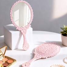 复古手持化妆镜 - 花卉蚀刻电镀梳妆镜，复古欧式图案便携式旅行镜，可放置于钱包或梳妆台上，玫瑰金INS风手镜，创意礼物，适合新娘、青少年和复古爱好者，是婚礼准备、卧室装饰的完美之选，也是母亲节和圣诞节的绝佳礼物，优雅手柄小巧化妆镜 - 多色 - 查看 24