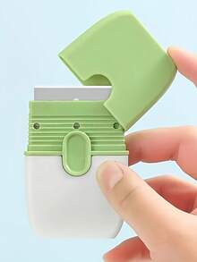 这款多功能双头刮刀，迷你刮刀带保护套，可用作瓷砖刮刀和多功能清洁工具，非常适合用于浴室、厨房、地板和窗户。它还可以用作汽车贴膜刮刀、双头刮刀去除胶水、小型刮刀清洁手机贴膜以及厨房地板，在不刮伤的情况下去除胶水。 - 彩色 - 查看 3