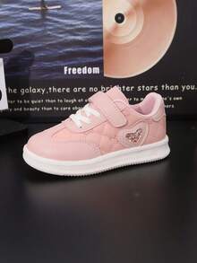 1 par de zapatos deportivos casuales para niñas, color rosa, zapatillas de moda versátiles de caña baja, suela de goma antideslizante y suave, diseño de cierre con , fácil de poner, adecuados para la escuela y salidas diarias - Rosa - Ver 5
