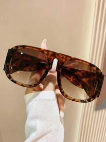 1 Pair Leopard Print Brown Shield Shaped Large Frame Stylish Glasses, Suitable For Daily Wear, Street Photography, Vacation, Beach, And Back To School Season - Tofu Pudding With Double Tea Leaves - View 2