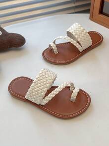 1 Pair Children's White Woven PU Non-Slip Durable Round Toe Fish Mouth Flat Slip-On Sandals, Suitable For 3-15 Years Old Boys And Girls, Daily Wear, Gatherings, Travel, Street Style, Spring/Summer 2026 New Arrival