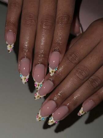 Y2K Metallic Chrome Acrylic Nails 24Pcs French Style Medium Almond Shape Press On Nail Tips, Decorated With Star/Gemstone Accessories 3D Fake Nail Set, Suitable For Nail Salons, Girls And Women Nail Supplies For Daily Wear, Holiday Parties, And Gifts