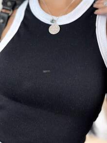 Women's Two-Tone Tank Top In Rib Knit Fabric – The Color Of The Year, Stylish For Carnival, Comfortable And Easy To Match, The Current Favorite. - Đen và trắng - Xem 3