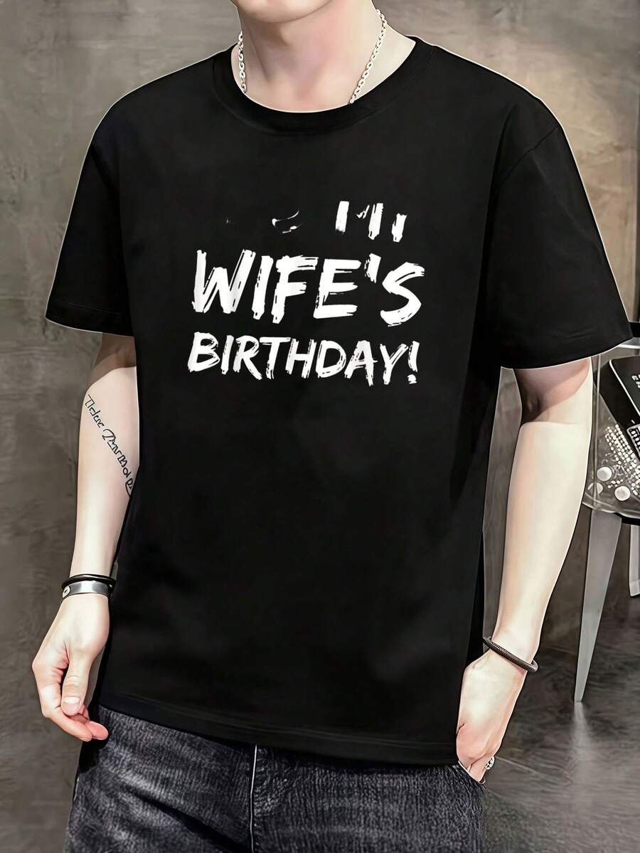 Camiseta divertida de cumpleaños para mi esposa, broma de cumpleaños, marido y familia. Camiseta de manga corta de algodón de 220 g, impresión por una cara - Negro - Ver 1