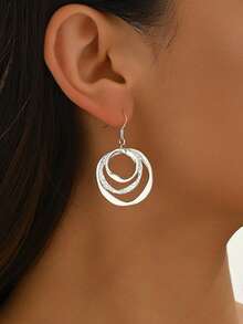 2pcs Wavy Asymmetrical Triple Circle Matte Smooth Silver-Tone Earrings, Fashionable Creative Versatile Earrings Suitable For Women's Daily, Business, Party, Paired With Jewelry - Silver - View 1