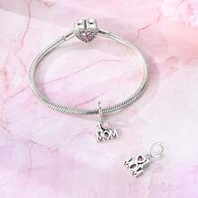 925纯银“MOM”字母吊坠，可搭配原装手链项链，刻字母亲主题DIY首饰礼物 - KSC511 - 查看 3