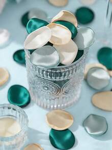 MEHELANY 10片人造玫瑰花瓣，仿真花瓣，婚礼丝绸花瓣，适用于新娘聚会、新人桌装饰、婚礼、花篮、走道、中心桌装饰、派对礼物、家居装饰、周年纪念、情人节、母亲节、礼品装饰、浪漫晚宴装饰 - 墨綠色 - 查看 6