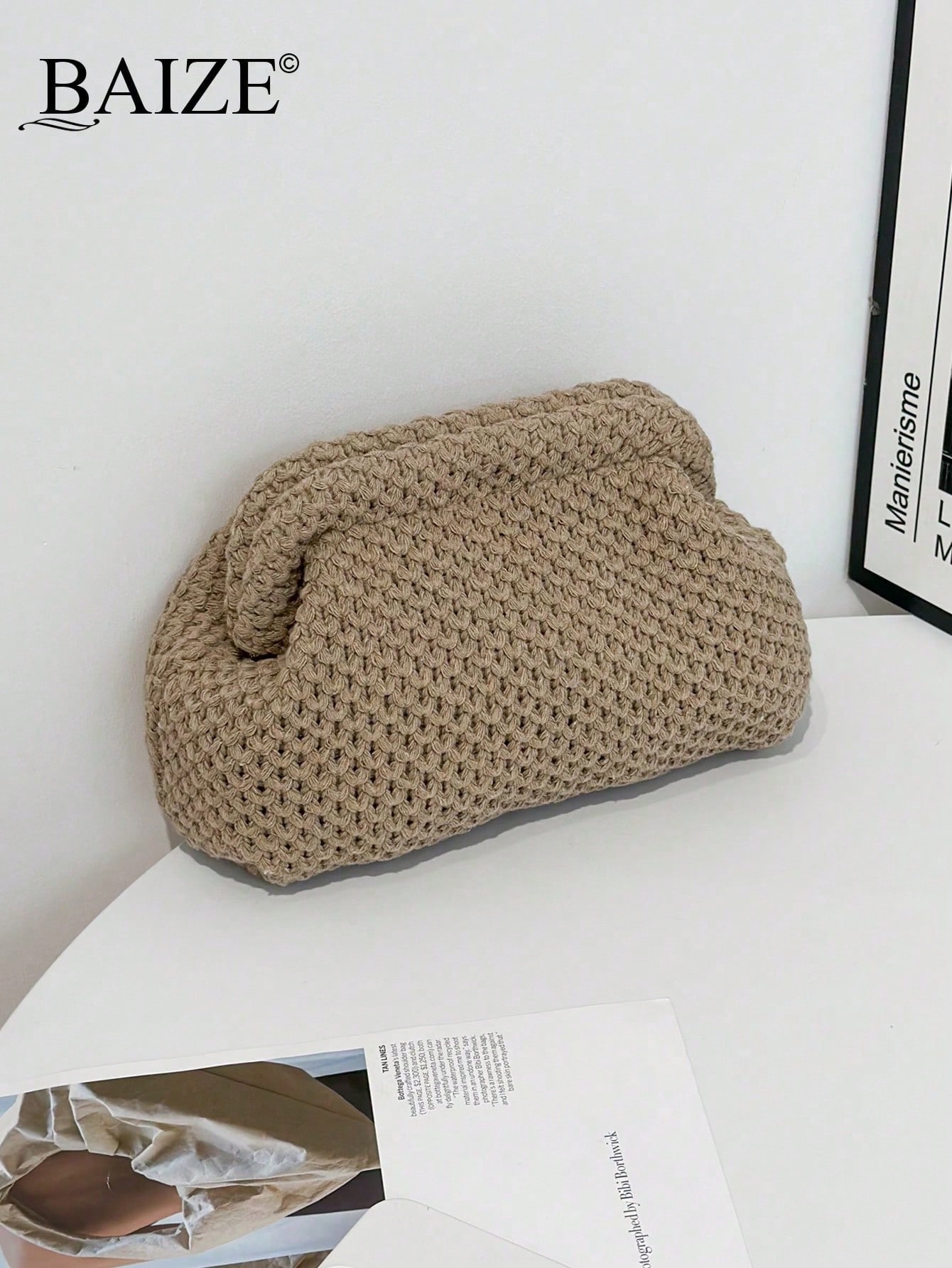 Elegant ladies clutch bag
